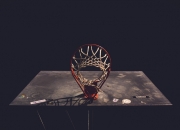 开云下载-奥亚尔萨瓦尔，季后赛之夜的无解方程式