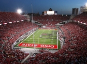 开云足球直播-赛道传奇，迈凯伦逆转阿斯顿马丁，维斯塔潘刷新历史纪录