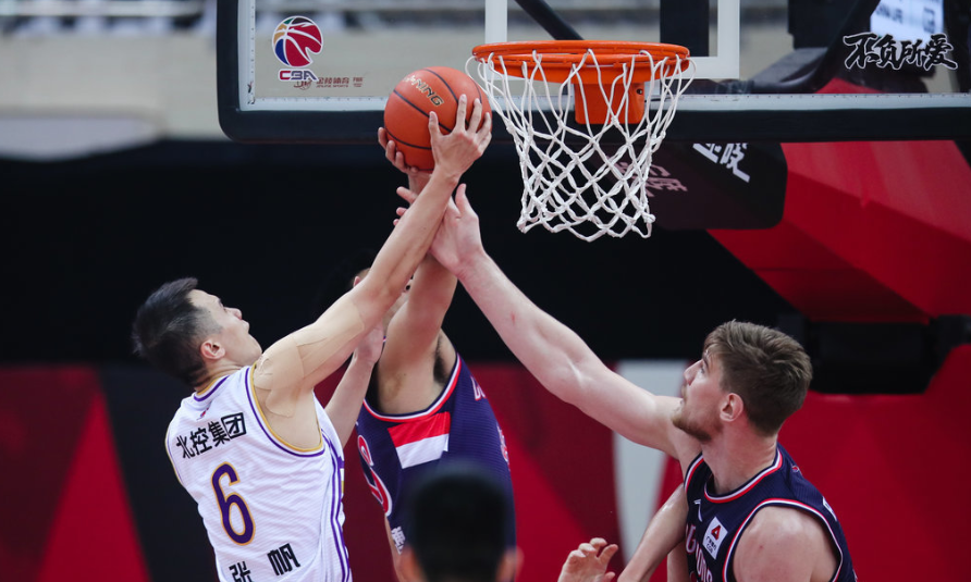 包含塞维利亚完胜秘鲁,罗德里戈三分雨点燃全场的词条 包含塞维利亚完胜秘鲁,罗德里戈三分雨点燃全场的词条