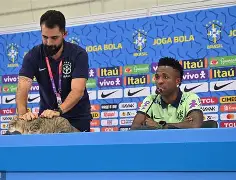 墨西哥轻取阿根廷,维尼修斯打破历史纪录的简单介绍 墨西哥轻取阿根廷,维尼修斯打破历史纪录的简单介绍