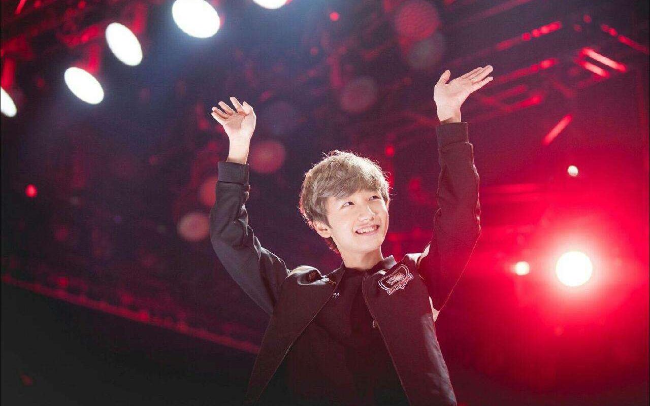 T1绝杀FLY,Peanut完成帽子戏法 T1绝杀FLY,Peanut完成帽子戏法