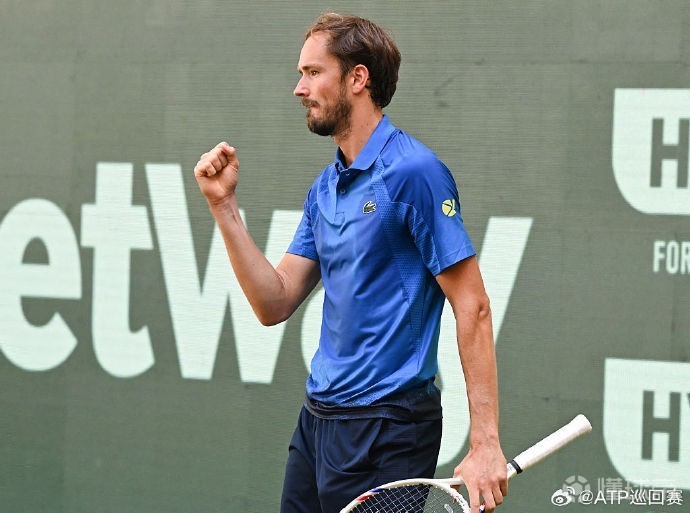 英国网球队碾压西班牙网球队,梅德韦杰夫惊艳世界的简单介绍 英国网球队碾压西班牙网球队,梅德韦杰夫惊艳世界的简单介绍