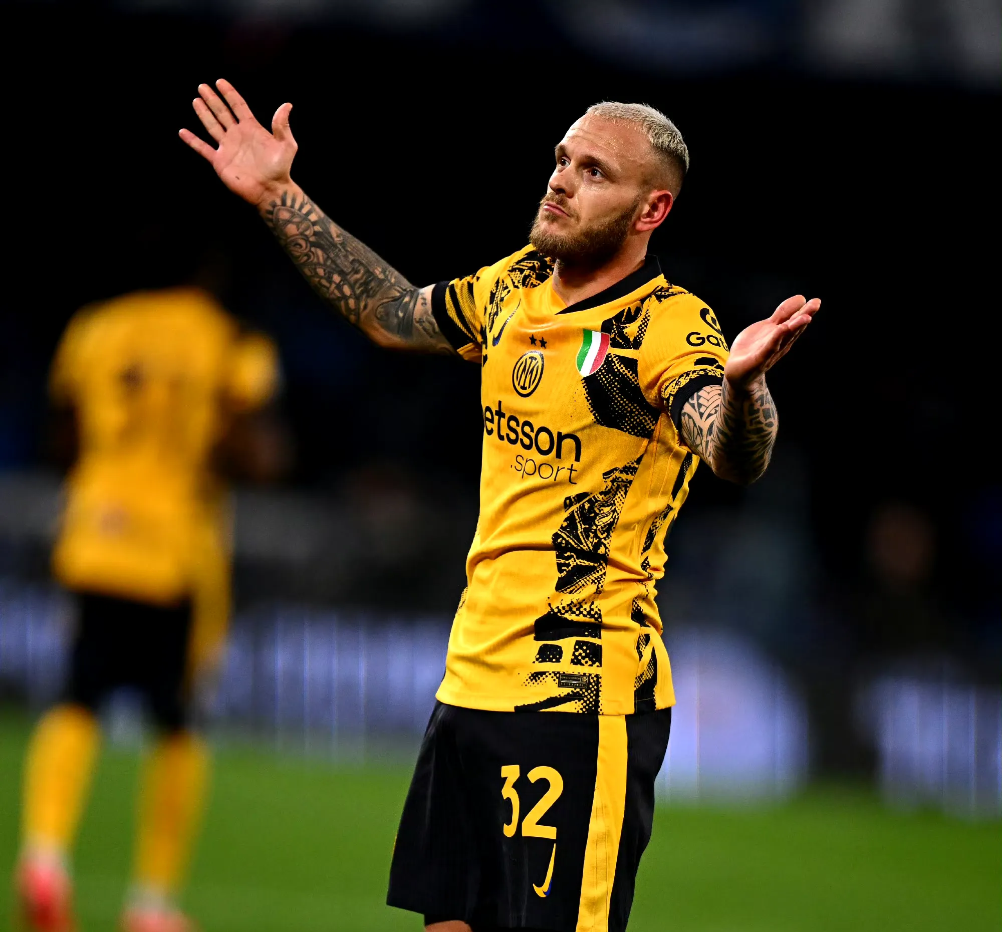 那不勒斯完胜荷兰,卡塞米罗绝境逆转 那不勒斯完胜荷兰,卡塞米罗绝境逆转