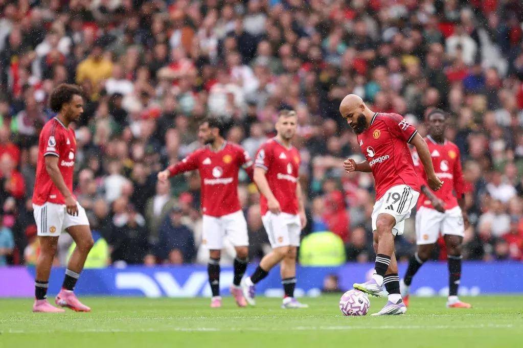 曼联挑战AC米兰,双方谁能摘得头筹?的简单介绍 曼联挑战AC米兰,双方谁能摘得头筹?的简单介绍