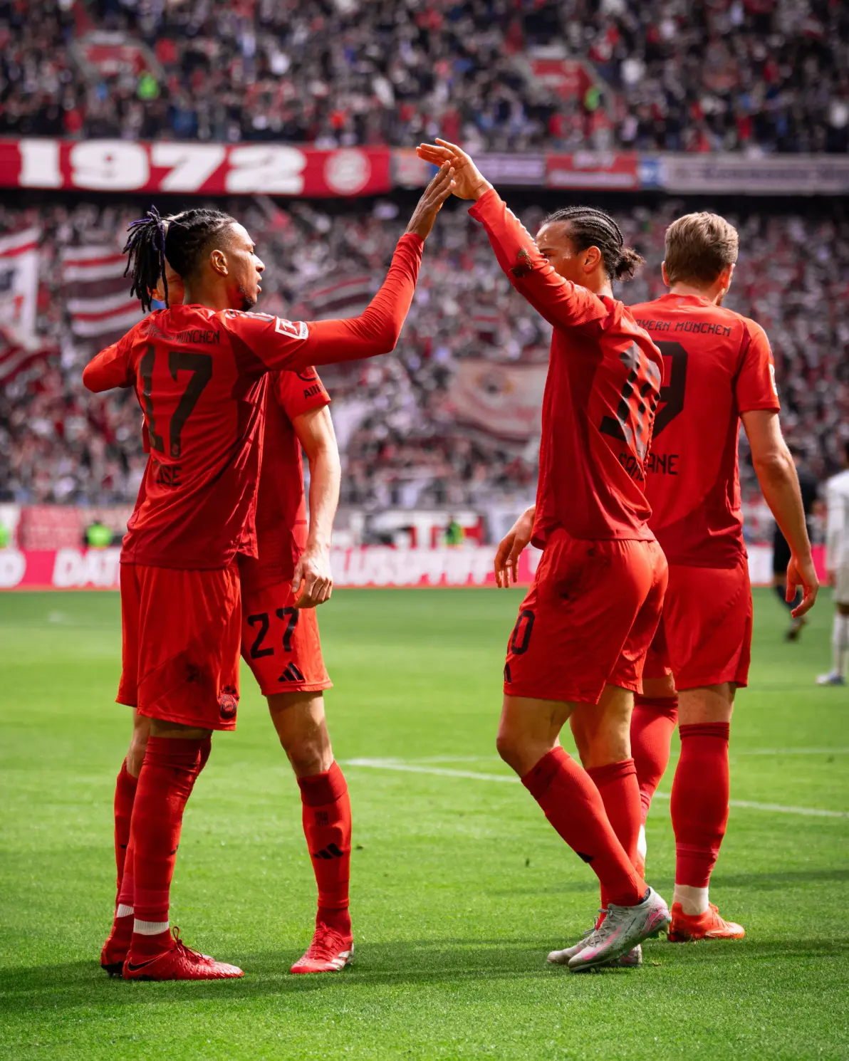 包含美因茨球队连胜，德甲战绩稳步前进的词条