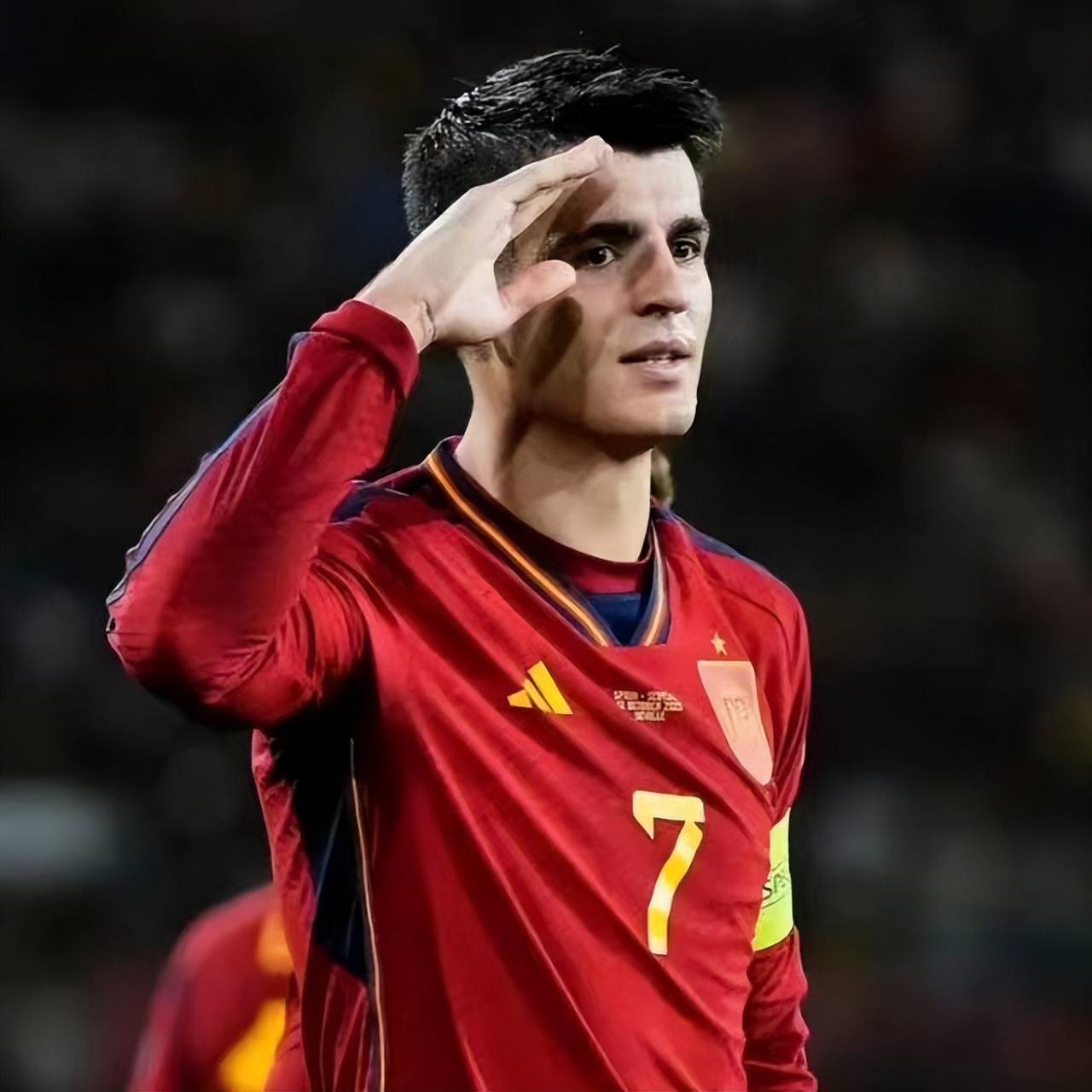 意大利球员莫拉塔遭遇恶劣言论,球迷声援的简单介绍 意大利球员莫拉塔遭遇恶劣言论,球迷声援的简单介绍