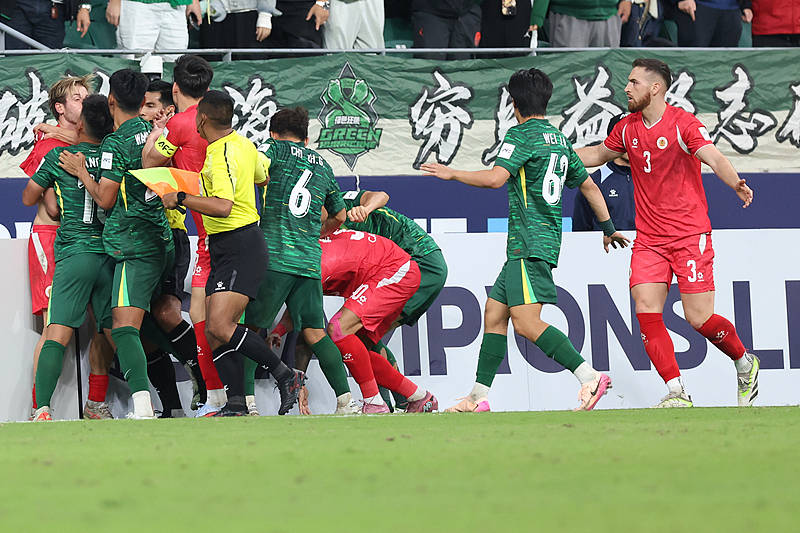 北京国安力擒对手,展现强大的夺冠实力的简单介绍 北京国安力擒对手,展现强大的夺冠实力的简单介绍