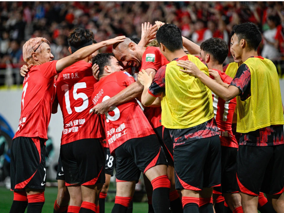 包含华夏幸福客场不敌恒大，连败加剧的词条