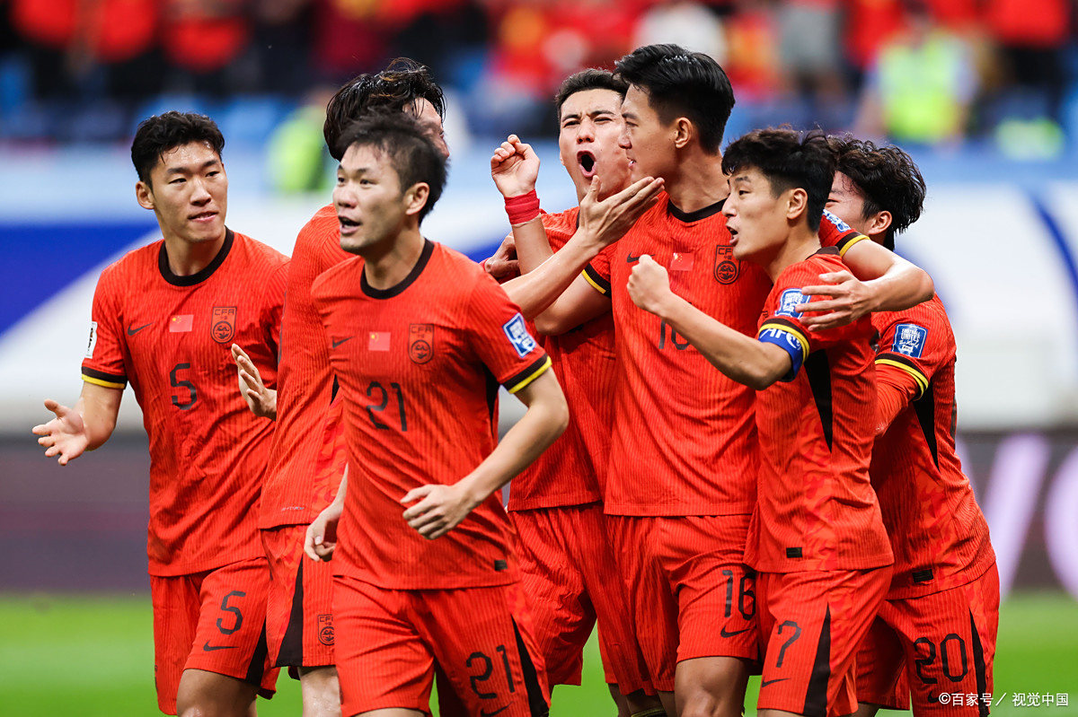 国内足球联赛中的精彩绝伦令人赞叹!的简单介绍 国内足球联赛中的精彩绝伦令人赞叹!的简单介绍