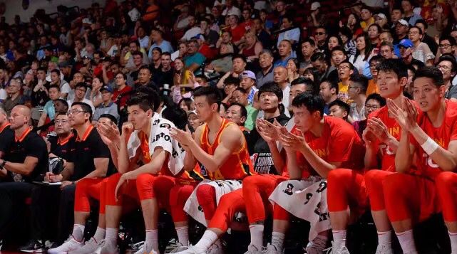 关于火箭逆转雄鹿,周琦扛起全队的信息 关于火箭逆转雄鹿,周琦扛起全队的信息